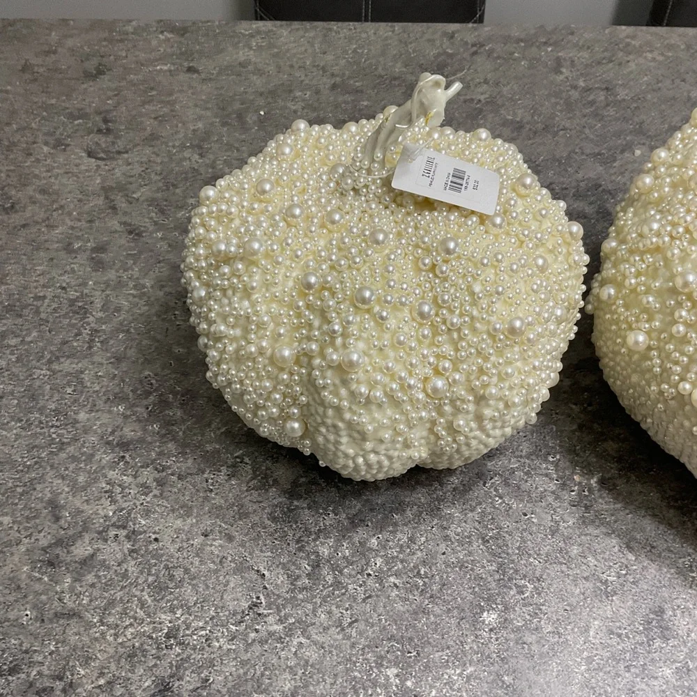 Elegant Pearl-Embellished cream Pumpkin set